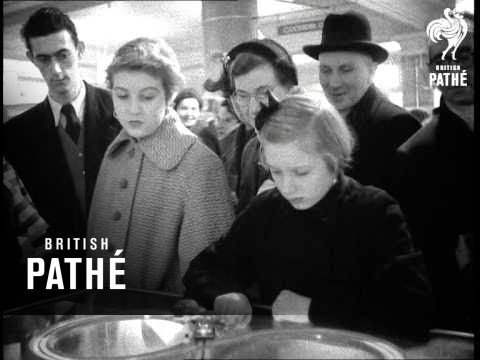 Video thumbnail: Christmas Shopping At Selfridges (1954)
